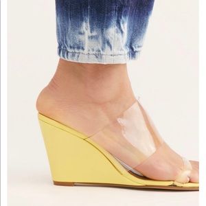 COPY - Free People
Women's Miami Breeze Wedge Sandal